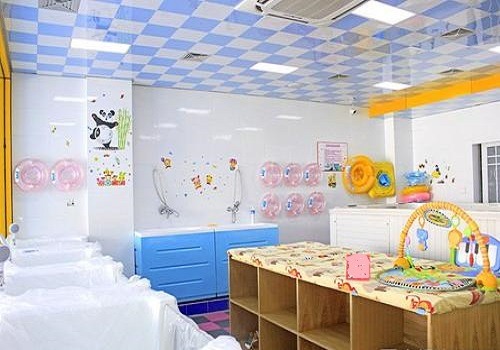愛呵嬰兒游泳館加盟