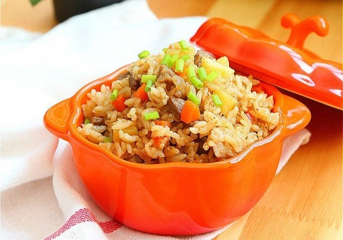 優(yōu)溪味牛燜飯加盟