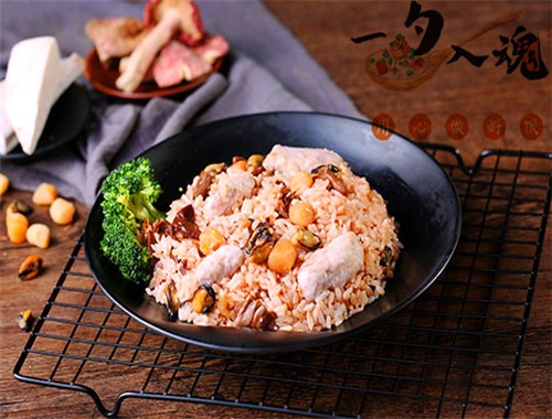 一勺入魂炒飯加盟