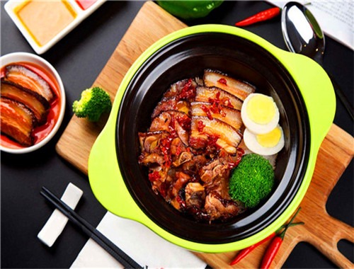 霸胃煲仔飯加盟