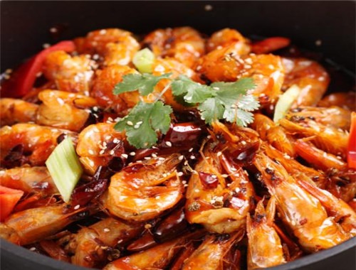 巴人炊哥養(yǎng)生香辣館加盟