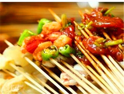 靚貓麻辣串串加盟