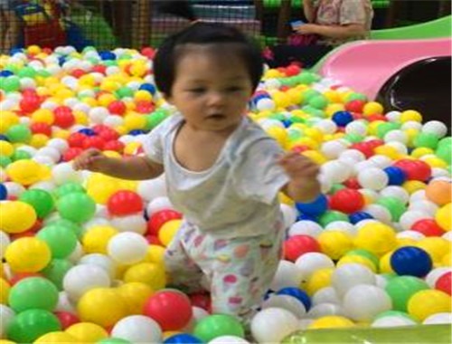 天使魚(yú)兒童樂(lè)園加盟
