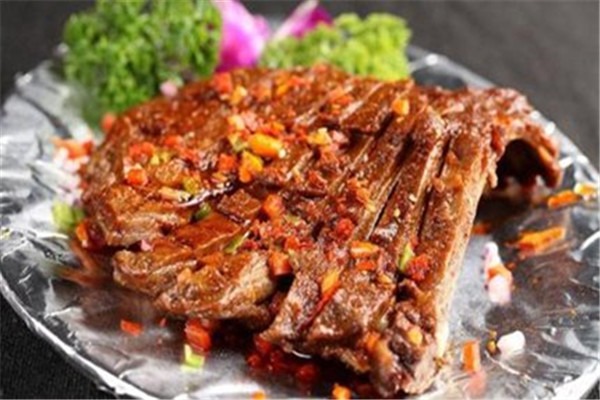 奇香聚無(wú)煙燒烤加盟