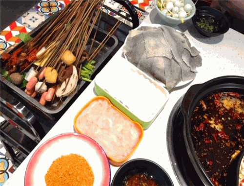 三二班的回憶火鍋串串香