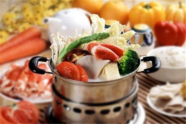 食來(lái)運(yùn)轉(zhuǎn)小火鍋加盟