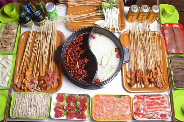 簽?zāi)陼r(shí)光火鍋串串香