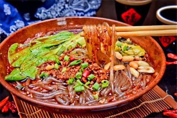 西單曉富酸辣粉加盟