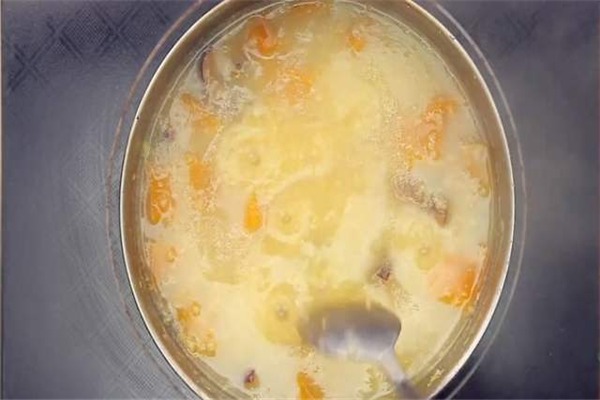 糝滿天下糝湯加盟