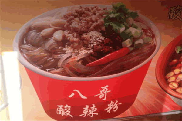 八哥酸辣粉