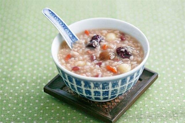 媽媽本色港點(diǎn)靚粥加盟