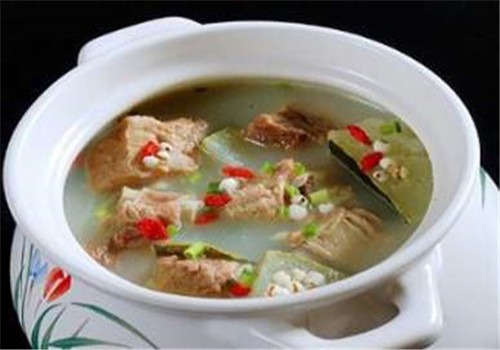 葉海芝排骨飯加盟