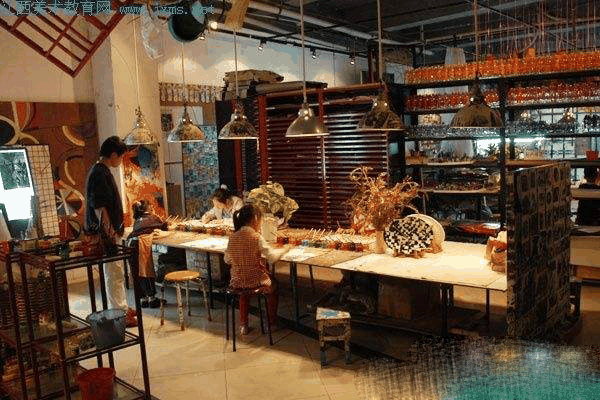 快樂盟美術(shù)