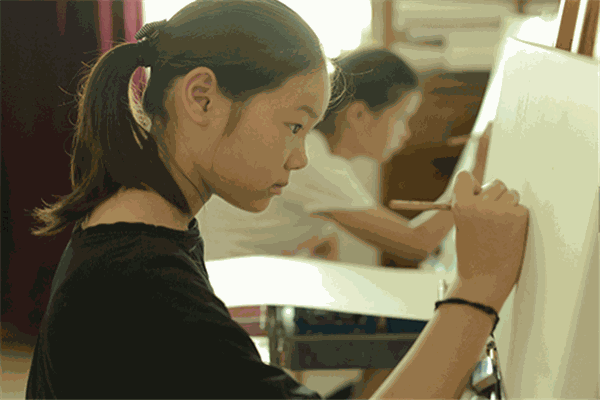 彩色螞蟻美術(shù)教育