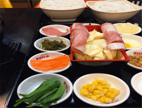 師旗村米線(xiàn)