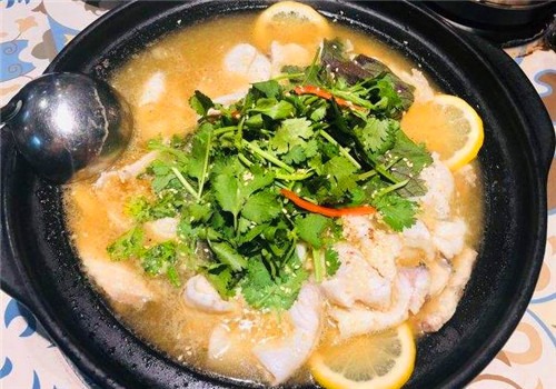 一品檸檬魚火鍋加盟