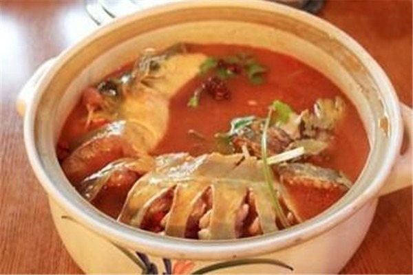 籮蘿酸湯魚(yú)火鍋加盟