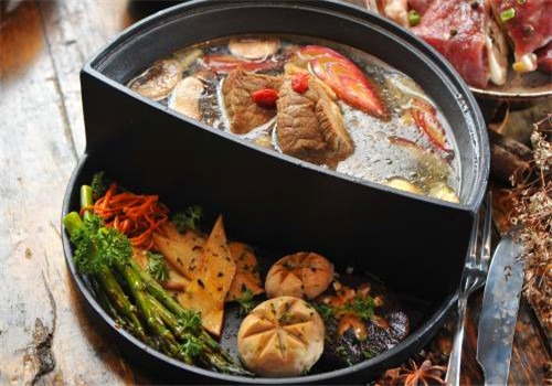 八品道臺記鍋食匯火鍋加盟