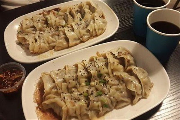 牛蠻煎餃加盟