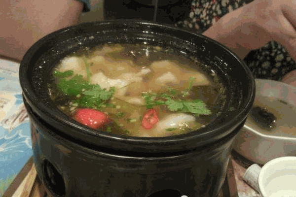 新天府酸菜魚