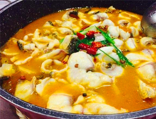 學(xué)子居大盤雞酸菜魚加盟