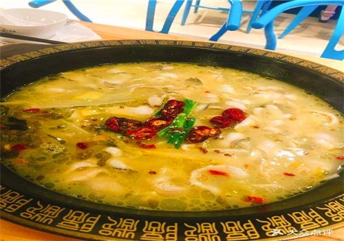 新記印象酸菜魚(yú)火鍋加盟