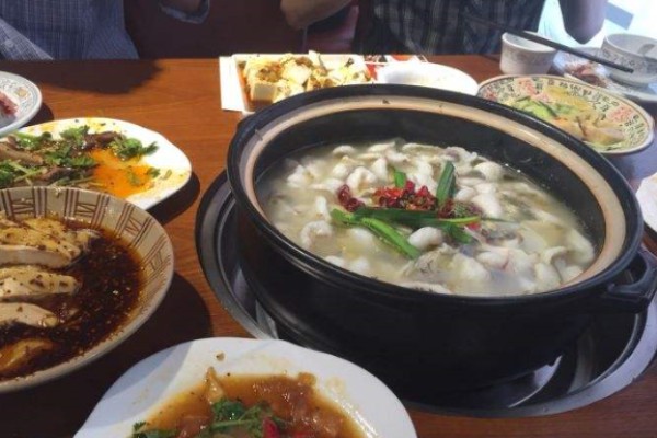 籬笆小院酸菜魚(yú)