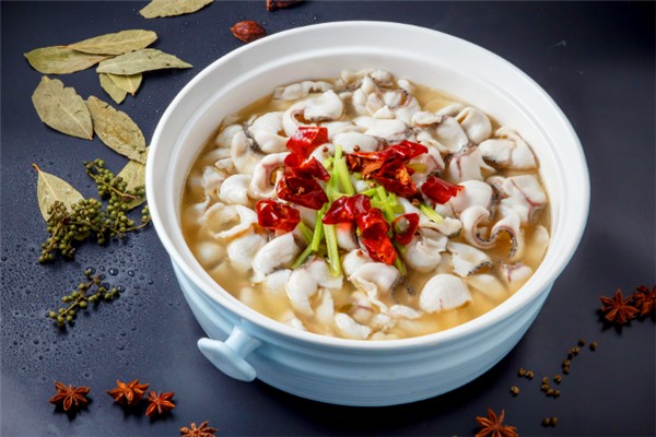 花邊碗酸菜魚(yú)