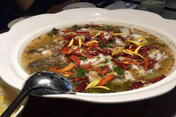 魚王酸菜魚