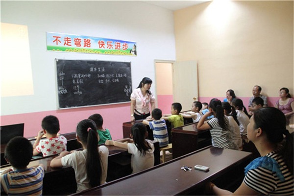 小塔學(xué)院語文教育加盟