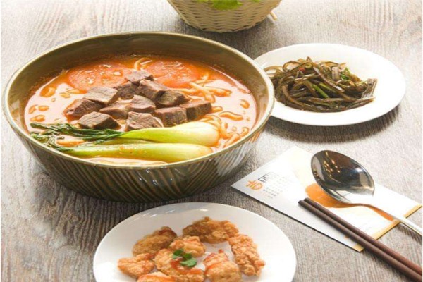 口口吉簡(jiǎn)餐加盟
