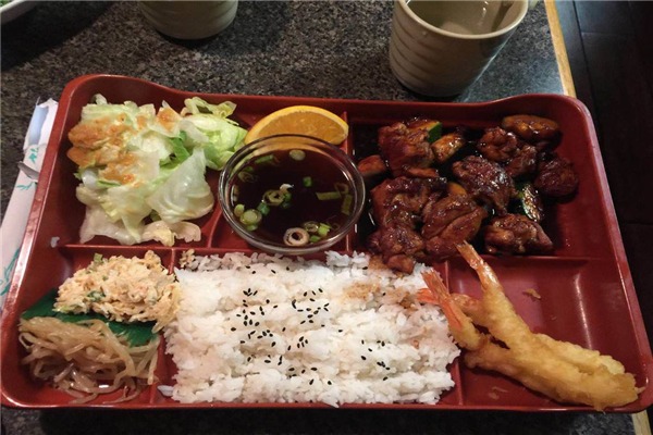 初米家日式快餐加盟