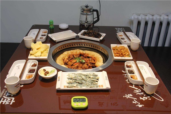 灶座小鍋烀餅加盟
