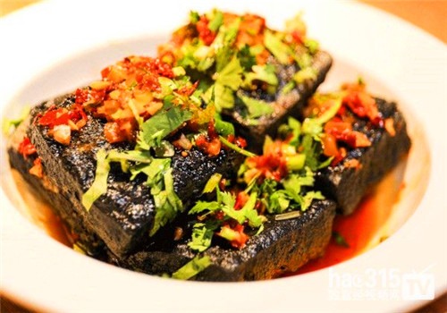 黑白府臭豆腐加盟