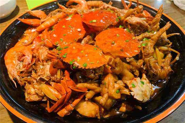 味小煲肉蟹煲加盟