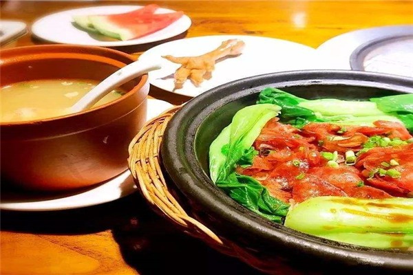 漫客煲仔飯