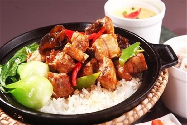 誠記煲仔飯加盟