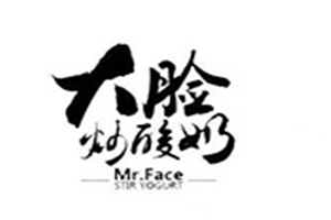大臉炒酸奶加盟