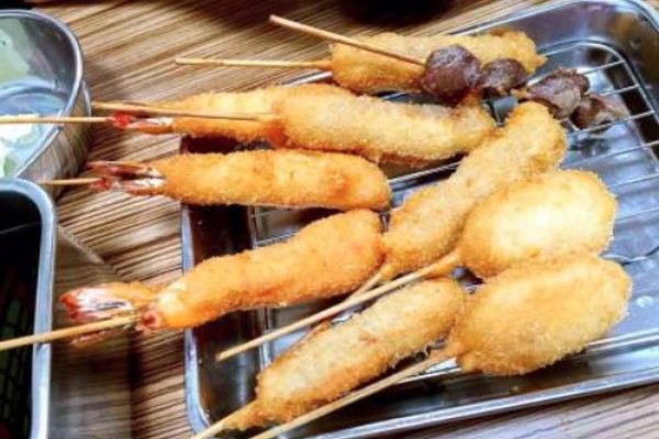 吃嘴貓炸串