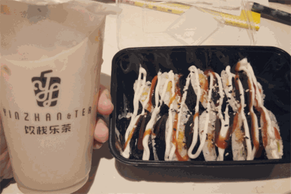 樂飲棧茶飲售賣機加盟