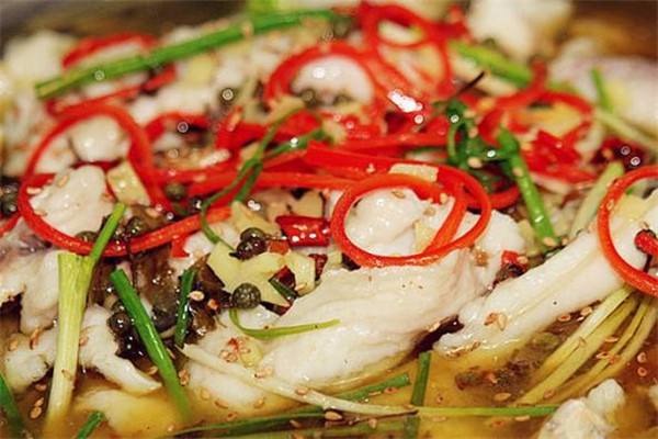 輝輝梭邊魚(yú)火鍋
