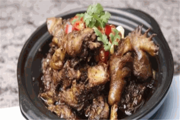 鵝小煲鵝汁撈飯加盟