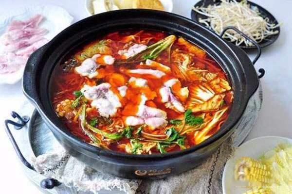 龍門(mén)江河軒生態(tài)魚(yú)火鍋加盟