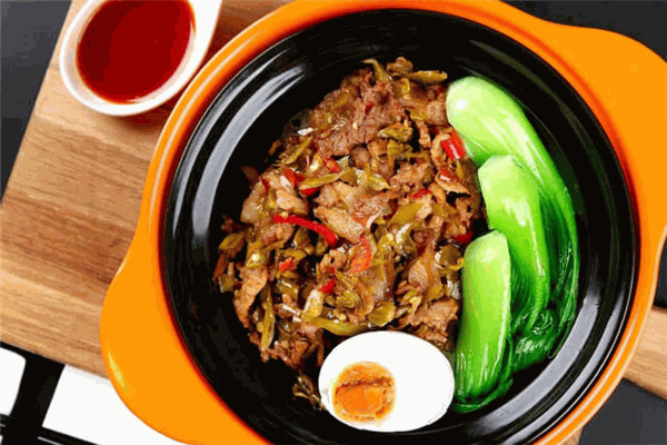 煲百味煲仔飯