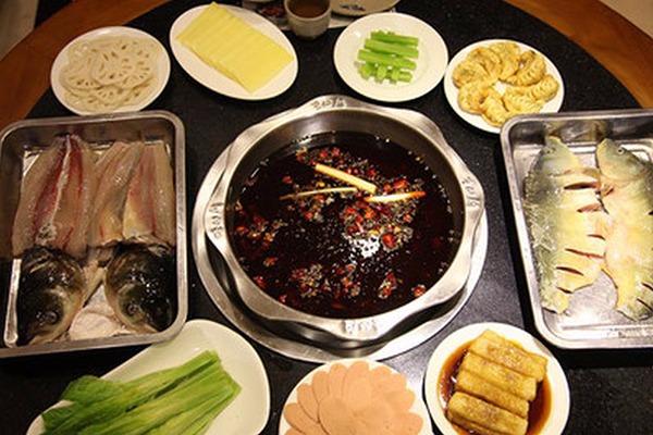 蜀巷魚(yú)火鍋加盟