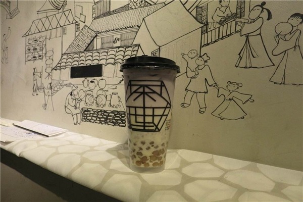 茶理史