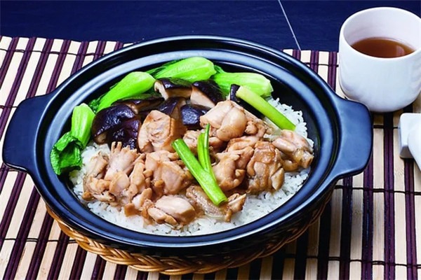 港式煲仔飯