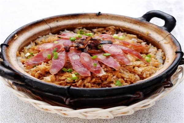 港式煲仔飯