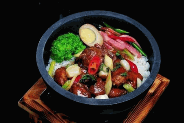 雅安煲仔飯