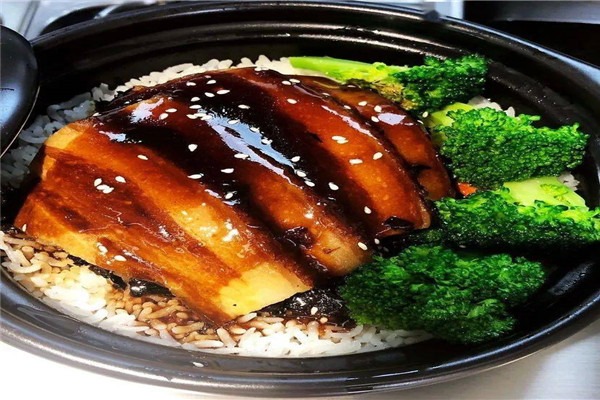 阿誠煲仔飯加盟